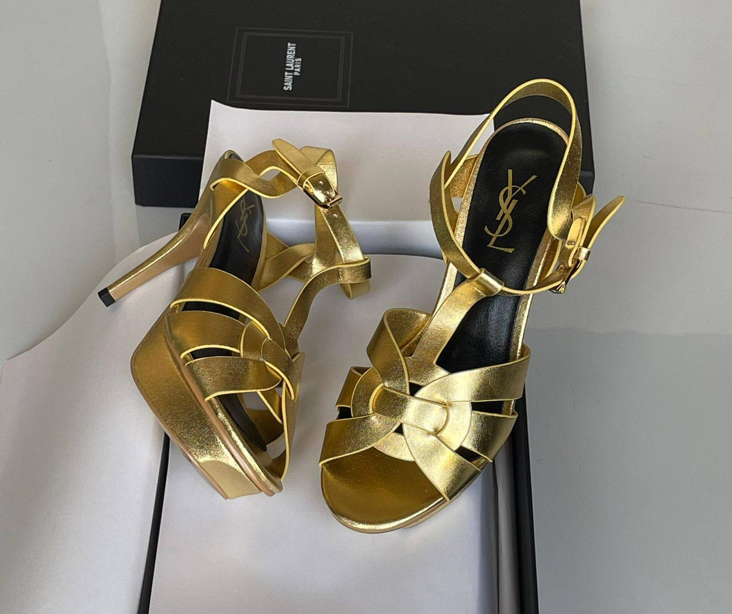YSL 
SuperMaster Quality 💯
450 dhs❣️
Size: 36-41💥

Zain171
♥️♥️♥️
