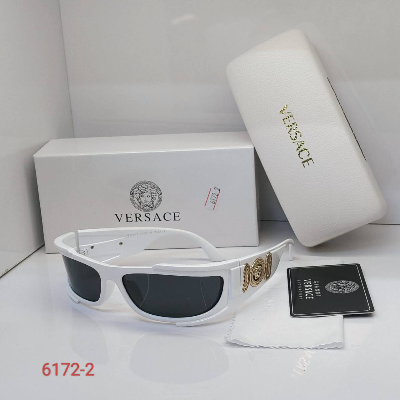 SUNGLASSES 🕶️
GOOD QUALITY 
50 dhs✅

Zain40
♥️♥️♥️
