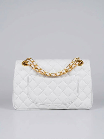 Chanel

High quality
With box 

115 dhs🇦🇪🇦🇪🇦🇪

Zain136
♥️♥️♥️