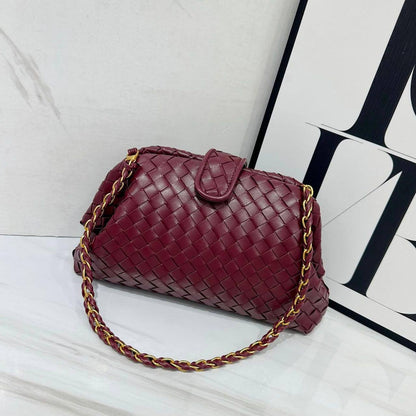 BOTTEGA 

HIGH QUALITY 
WITH BOX 

RESTOCK 
125 dhs🇦🇪🇦🇪

SIZE: 30cm

Zain295
Zain39
♥️♥️♥️