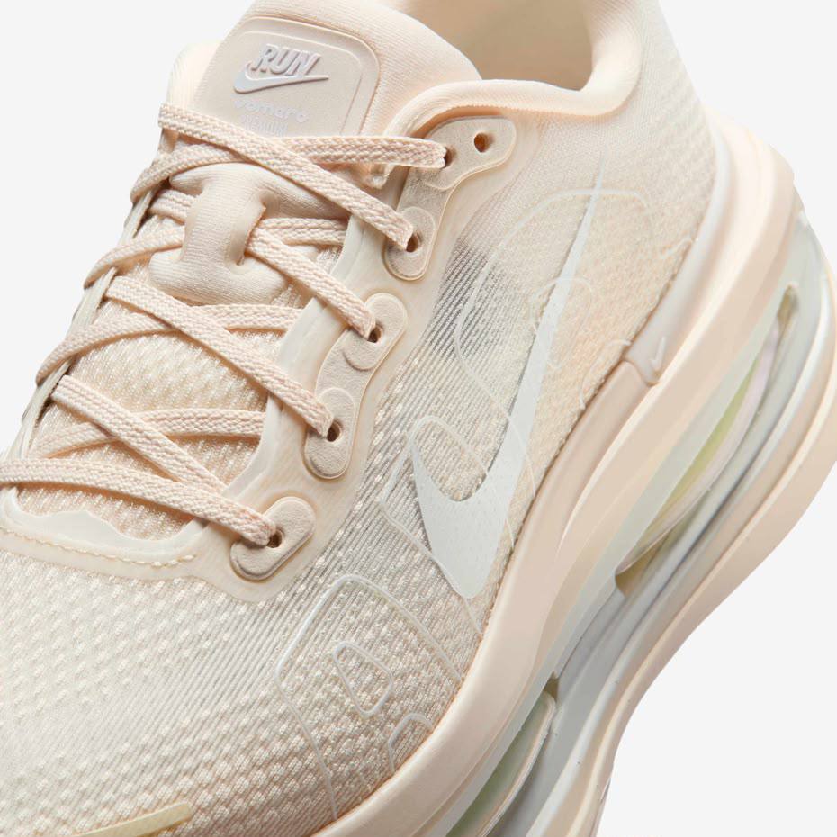 Nike Vomero Premium Chalk
NEW ARRIVALS 🤩
40-45 AVAILABLE 😇
230 dhs🇦🇪🇦🇪

Zain242
♥️♥️♥️