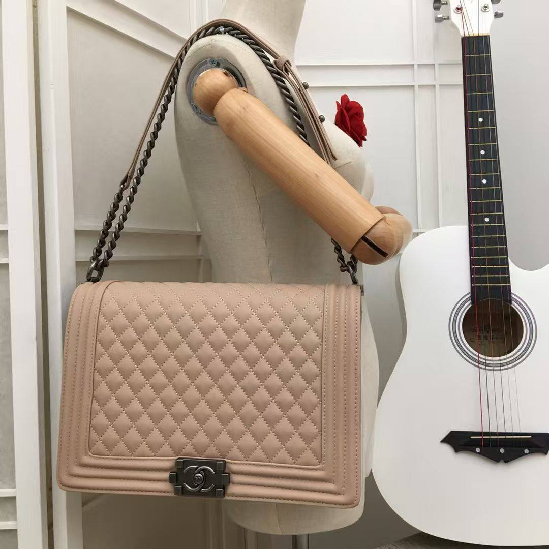 Chanel 
Master
370 dhs🪙💚

#30cm💕💕

Zain228
♥️♥️♥️