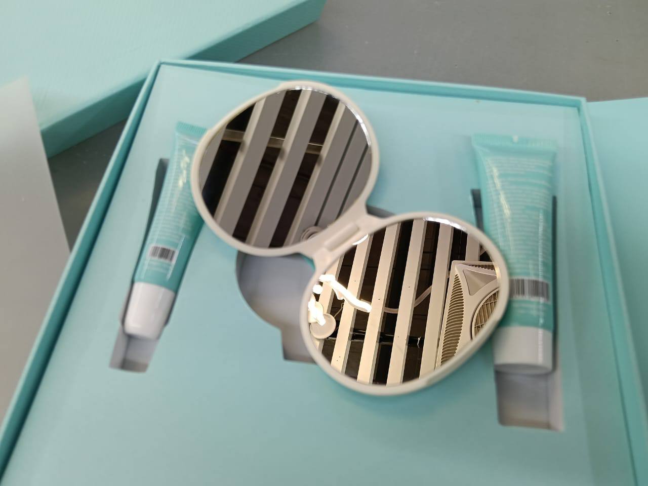 TIFFANY SET 
70 dhs🪙🌨️

Zain01
♥️♥️♥️