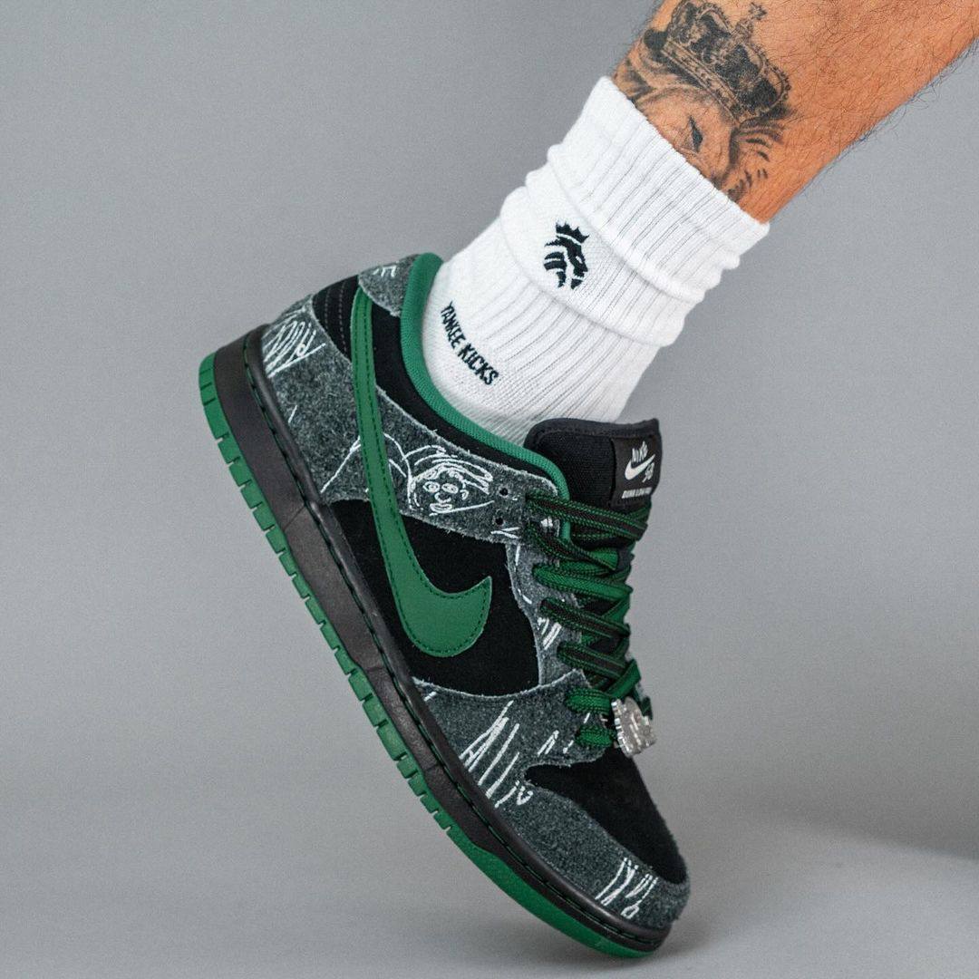 Nike SB Dunk Low "There Skateboards"
36-45 AVAILABLE 🤩
230 dhs❣️

Zain242
♥️♥️♥️