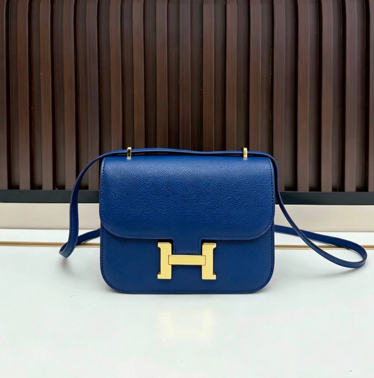 HERMES 
GOOD QUALITY 
WITH BOX 
110 dhs🇦🇪🇦🇪
19 CM

Zain295
♥️♥️♥️