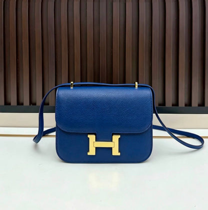 HERMES 
GOOD QUALITY 
WITH BOX 
110 dhs🇦🇪🇦🇪
19 CM

Zain295
♥️♥️♥️