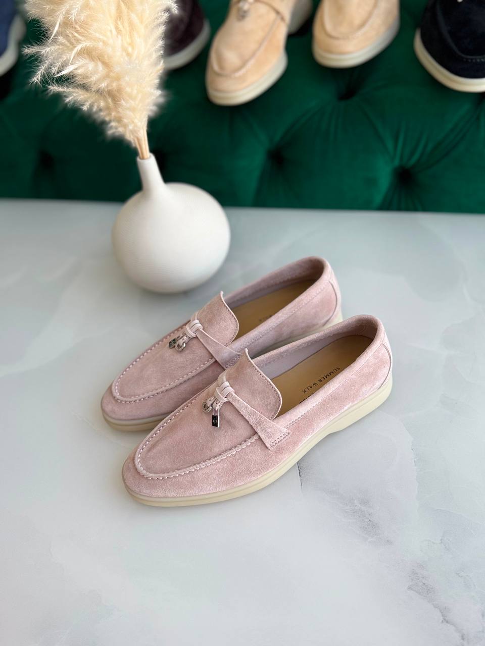 Loro Piana 
Vip quality 
Size:36 to 42
450 dhs🇦🇪🇦🇪

Zain113
♥️♥️♥️
