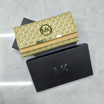 𝗟𝗢𝗡𝗚 𝗧𝗥𝗜-𝗙𝗢𝗟𝗗 𝗪𝗔𝗟𝗟𝗘𝗧
ᴡɪᴛʜ BOX

40 dhs💓

Zain31
♥️♥️♥️