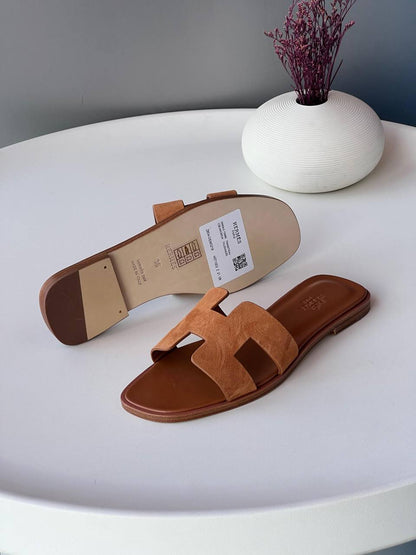 Hermes 🧶
Size 36-41
_Super master high quality_🪡
450 dhs✅

Zain176
♥️♥️♥️