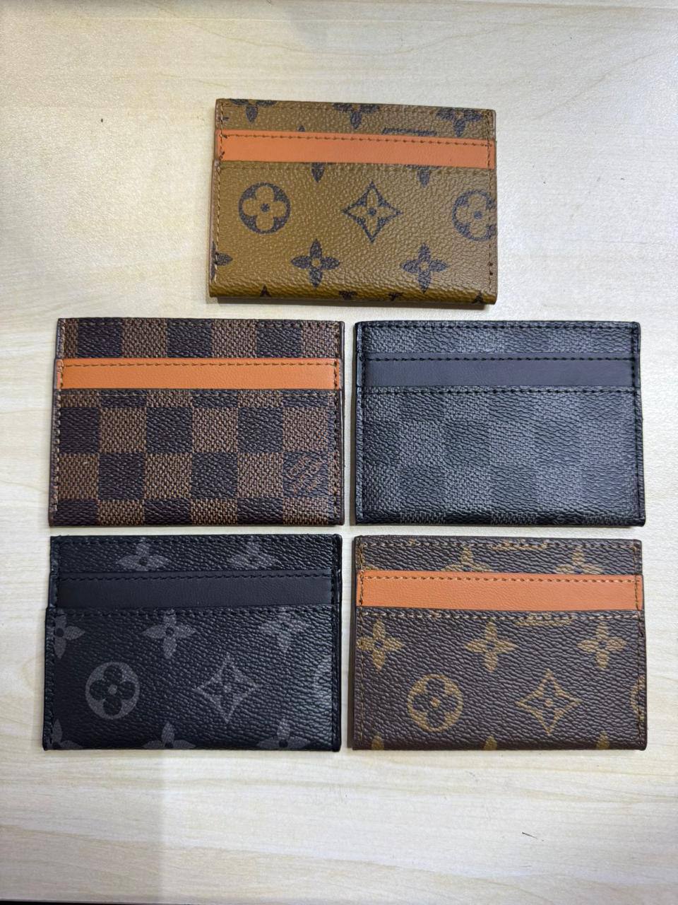 ❤️ Card bag
1️⃣ First quality 
Size : 10.5 * 7.5 cm
20 dhs🪙🌨️

Zain115
♥️♥️♥️