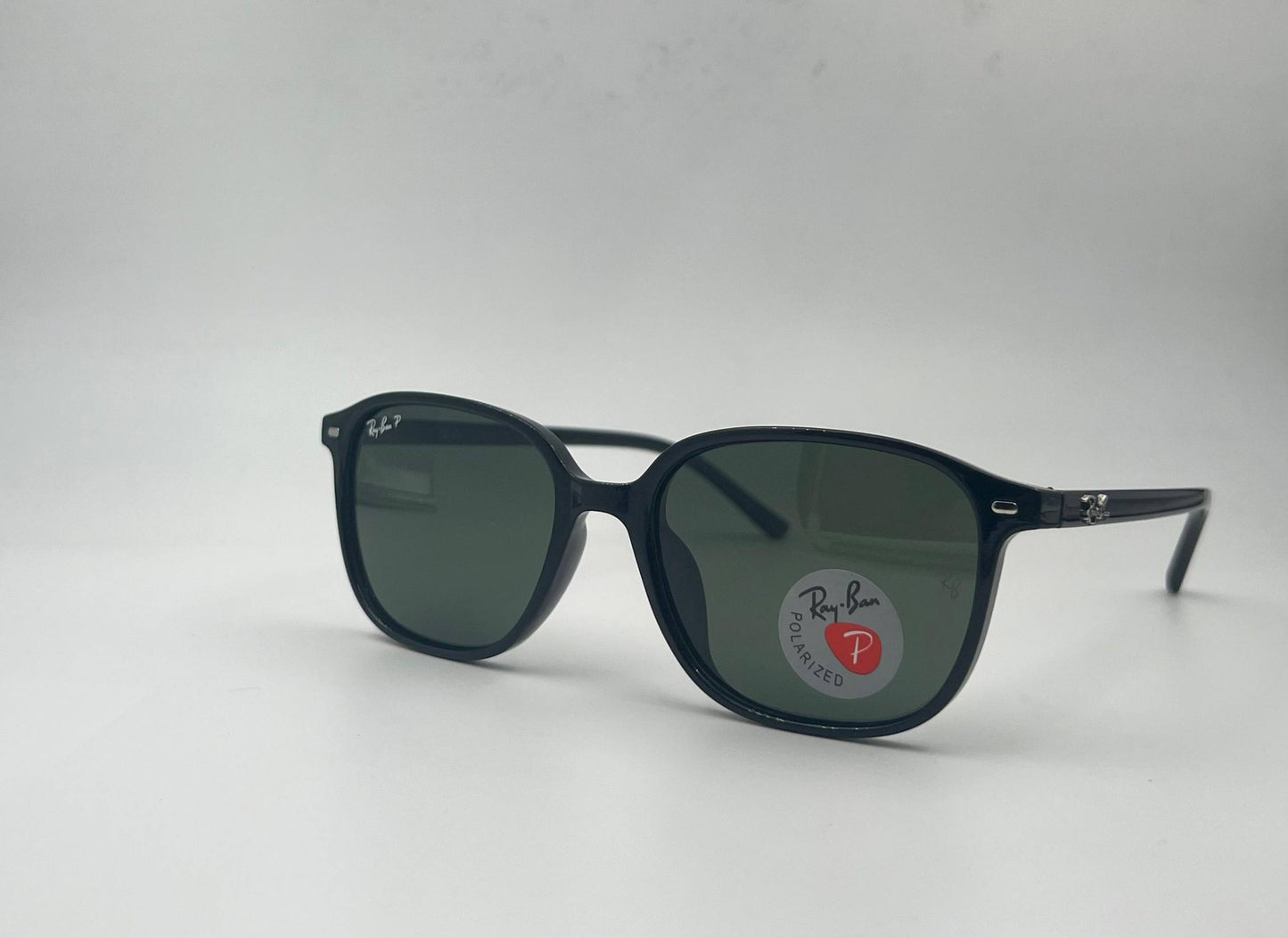RayBan 

Sunglasses 🕶️ 
Good quality 💯 
With box 🗃️ 
🎁🎁🎁

50 dhs❣️

Zain273
♥️♥️♥️