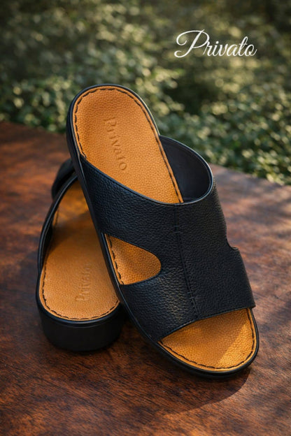 slippers for men good quality  
with box and paper bag size available (40to46) 6to12) 
150 dhs❣️

Zain59
♥️♥️♥️