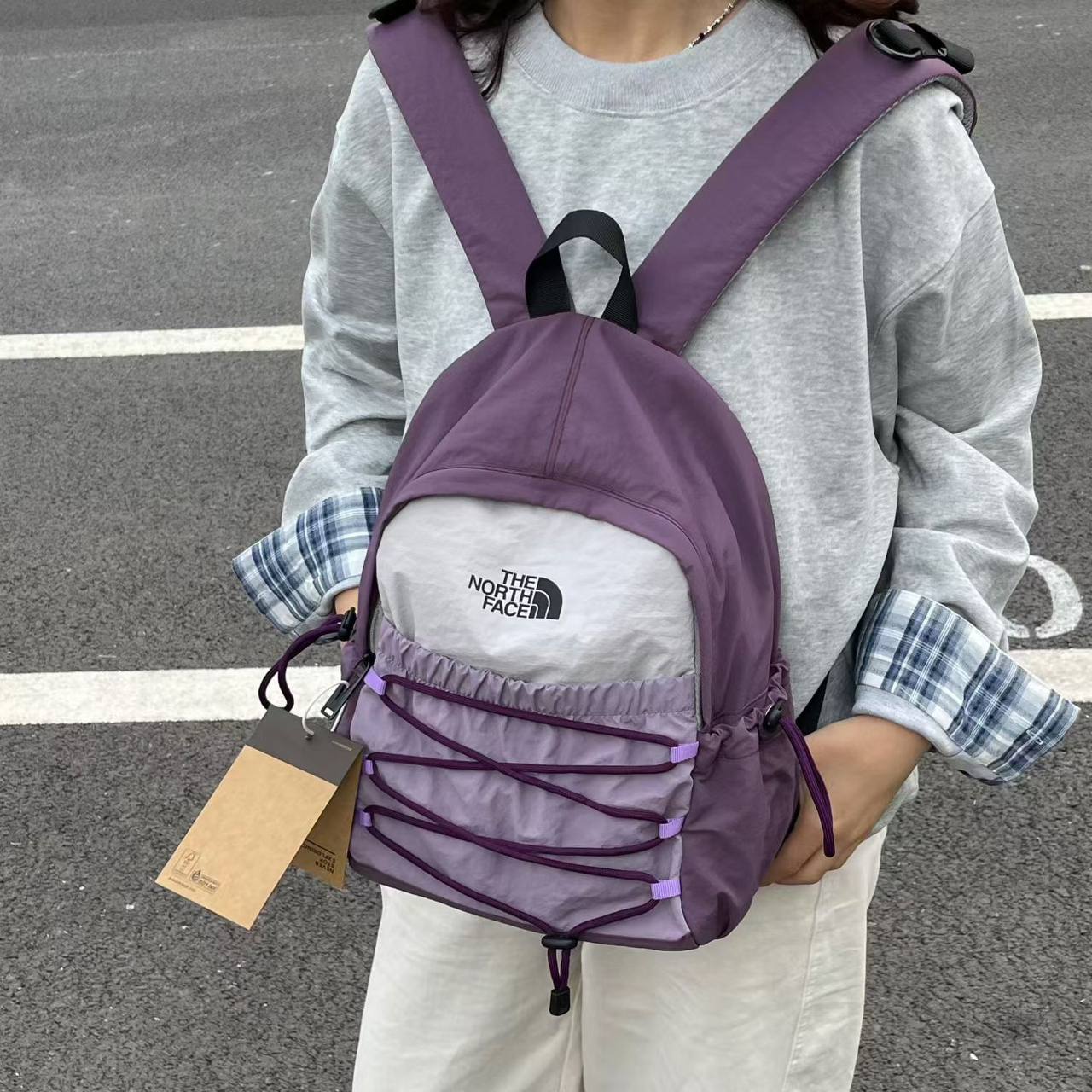 The North
55 dhs✅
size 38*27*16cm
Outdoor backpack

Zain26
♥️♥️♥️