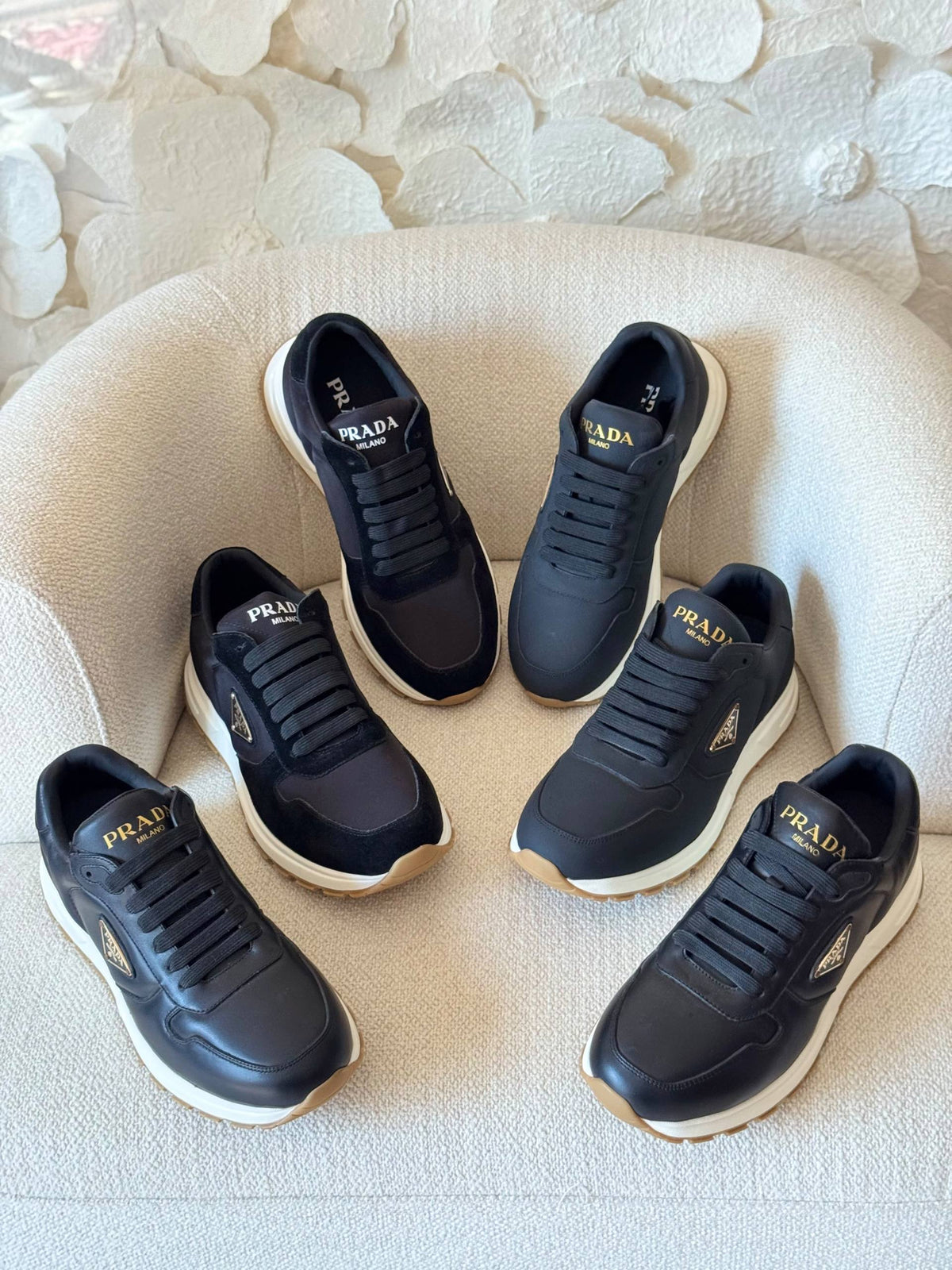 Prada Sneakers

Vip Quality

Size: 40 to 46
480 dhs🇦🇪🇦🇪

Zain185
♥️♥️♥️