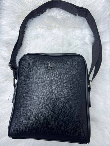 Unisex Bags
High Quality
85 dhs✅

Zain182
♥️♥️♥️