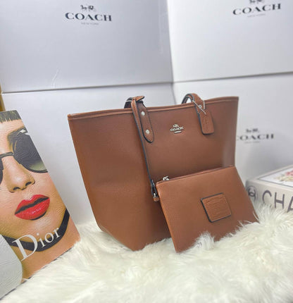 Coach double face
110 dhs✅

with box
🎁🎁🎁

Zain118
♥️♥️♥️