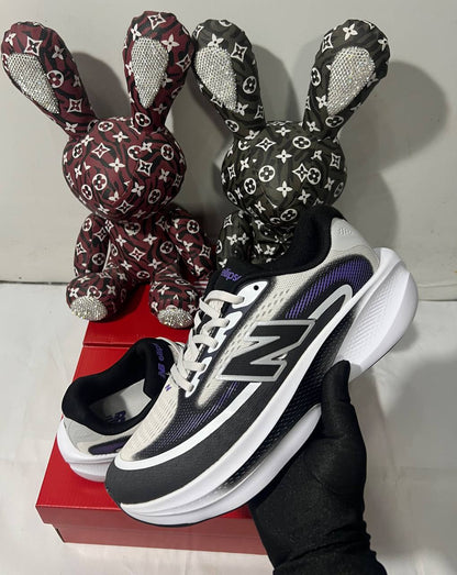 New Balance Ellipse V1 Electric Indigo 
NEW ARRIVALS 🤩
40-45 Available 😇
220 dhs🇦🇪🇦🇪

Zain242
♥️♥️♥️