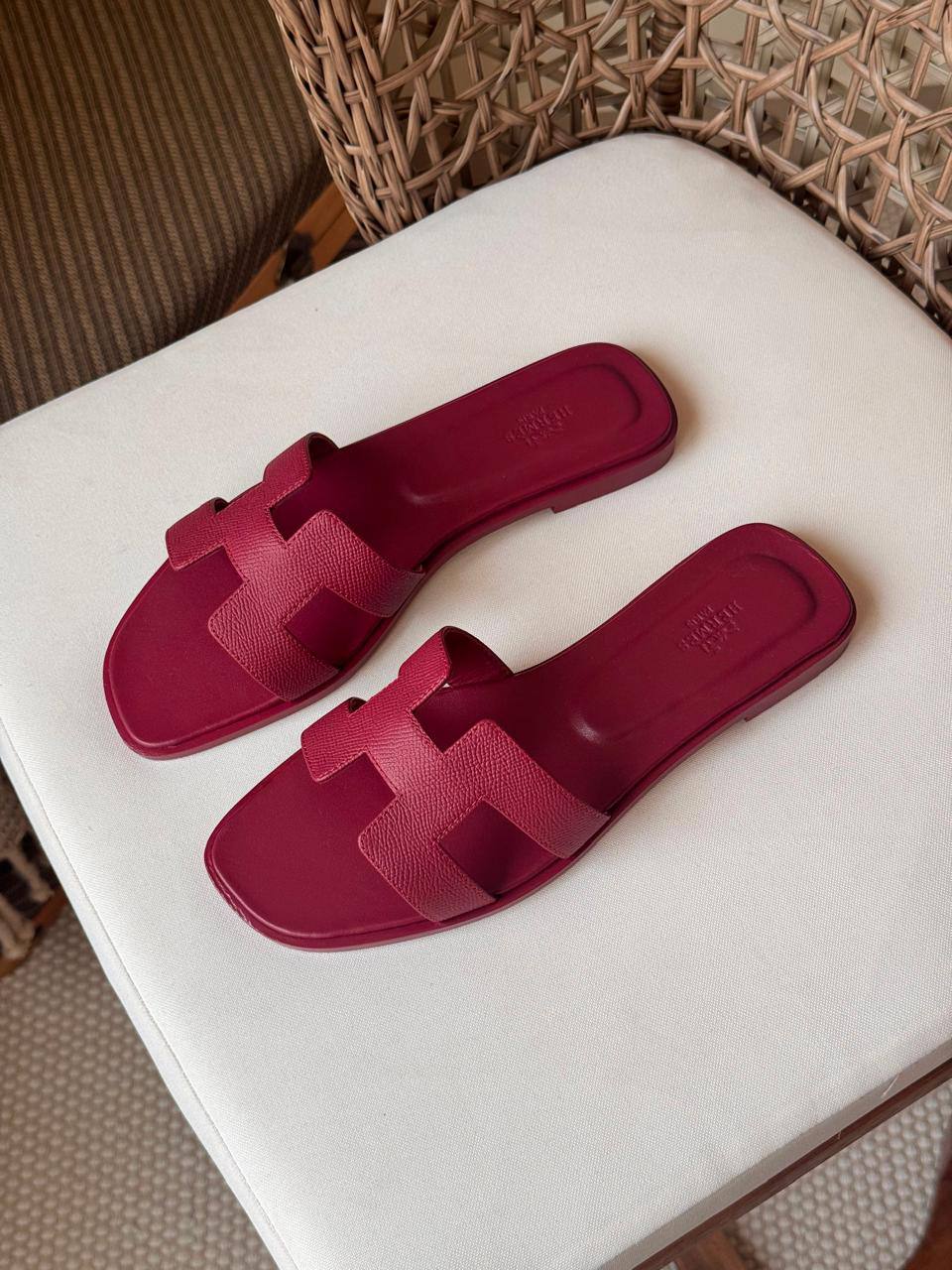 HERMES
✨ Collection
👠 36–41
💎 Premium Quality
🔥 Super Master
450 dhs🇦🇪🇦🇪

Zain198
♥️♥️♥️
