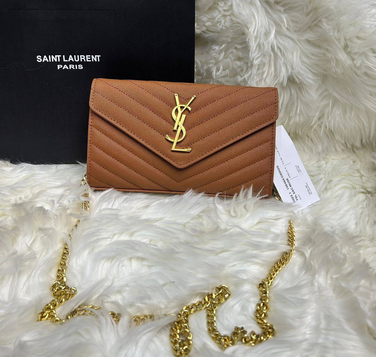 Ysl

190 dhs🇦🇪🇦🇪

Zain153
♥️♥️♥️