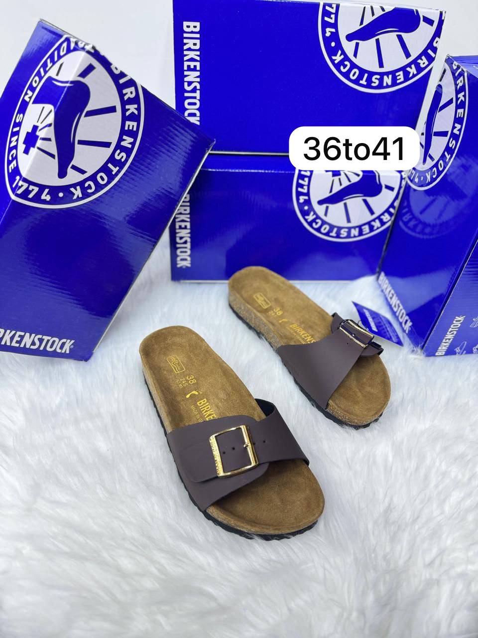 BRIKENSTOCK 

SIZE mention on picture 
105 dhs🇦🇪🇦🇪

Zain21
♥️♥️♥️