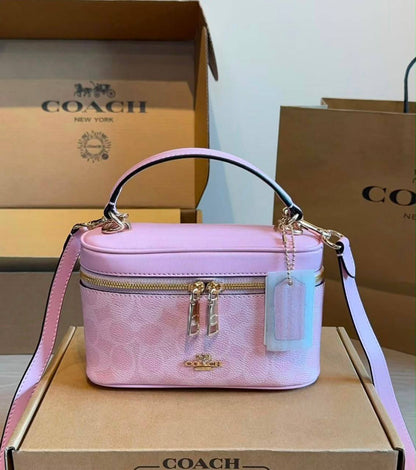 Coach
100 dhs✅
High-quality with box

Zain35
♥️♥️♥️