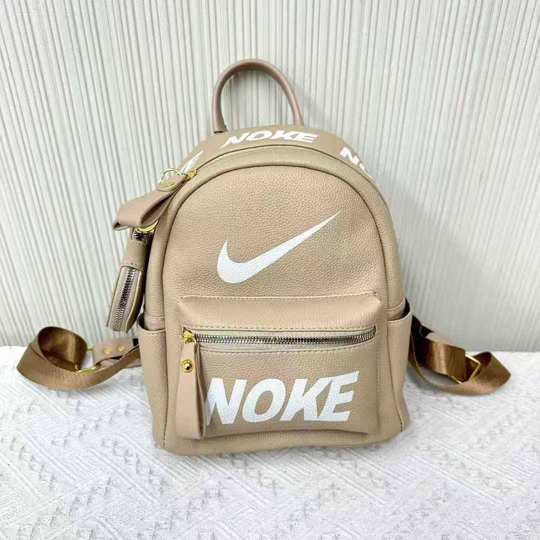 NIKE
50 dhs✅

Zain232
♥️♥️♥️