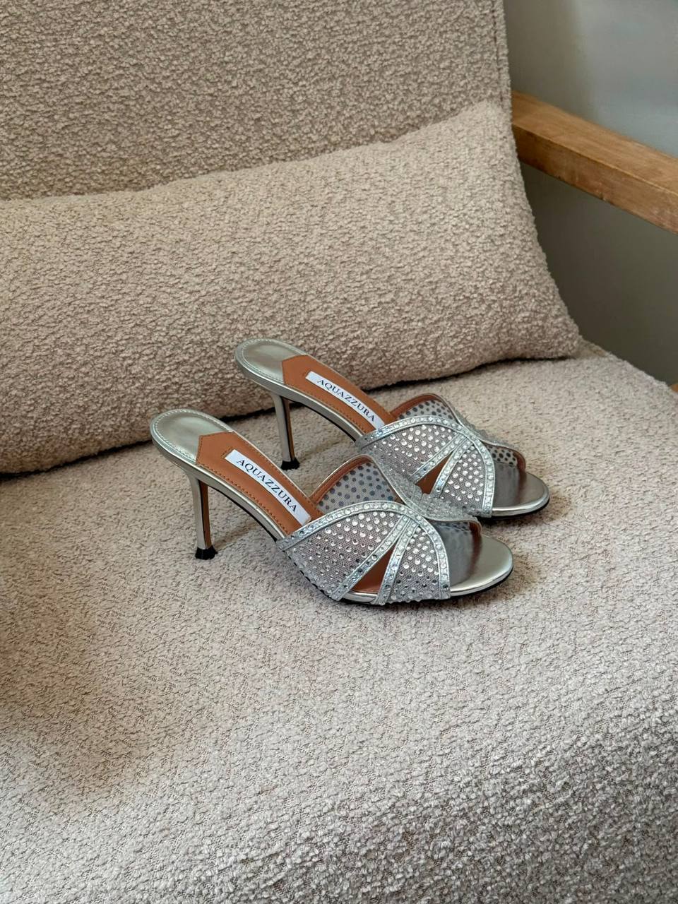 Aquazzura
Vip quality 
Size:36 to 41
450 dhs🇦🇪🇦🇪

Zain298
♥️♥️♥️