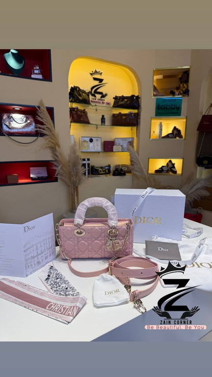 DIOR Master 
           22Cm
270 dhs🪙

Zain131

اطلبوها من الوتس المثبت في الأعلى👆🏻👆🏻

تواصلو معنا 👈🏻 Zain 
For order WhatsApp pinned 👆🏻

♥️♥️♥️