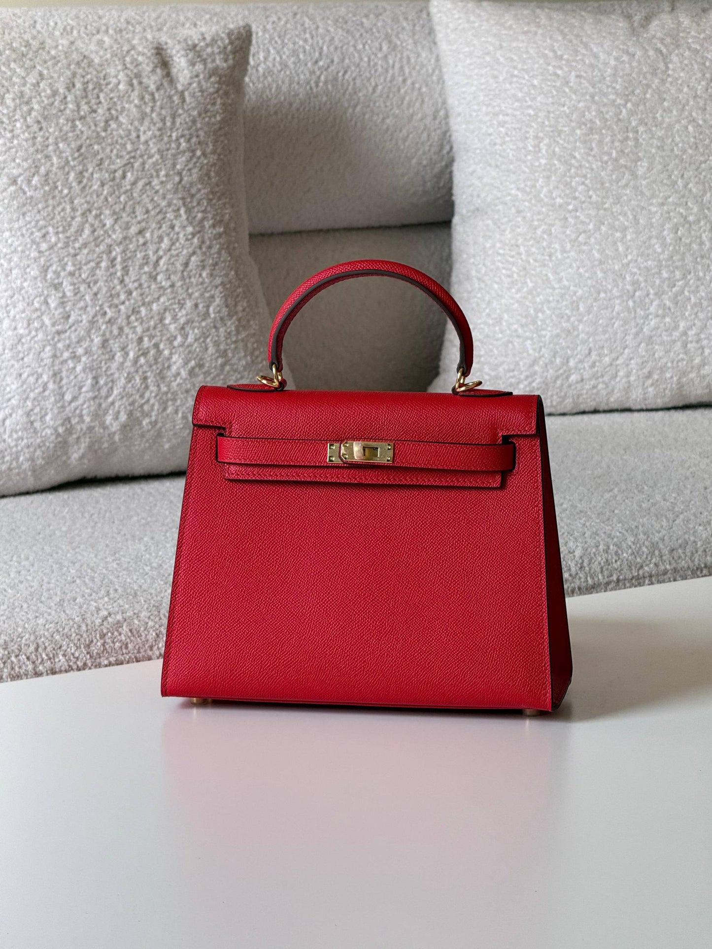 Hermes kelly 25cm💕master quality😍

with box❤️
🎁🎁🎁

380 dhs🪙🌨️

Zain52
♥️♥️♥️