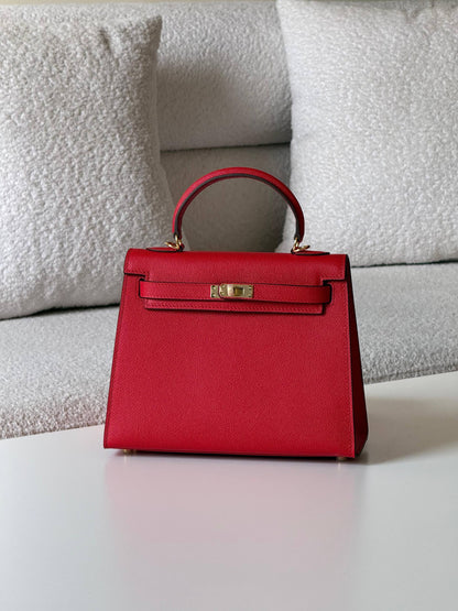 Hermes kelly 25cm💕master quality😍

with box❤️
🎁🎁🎁

380 dhs🪙🌨️

Zain52
♥️♥️♥️