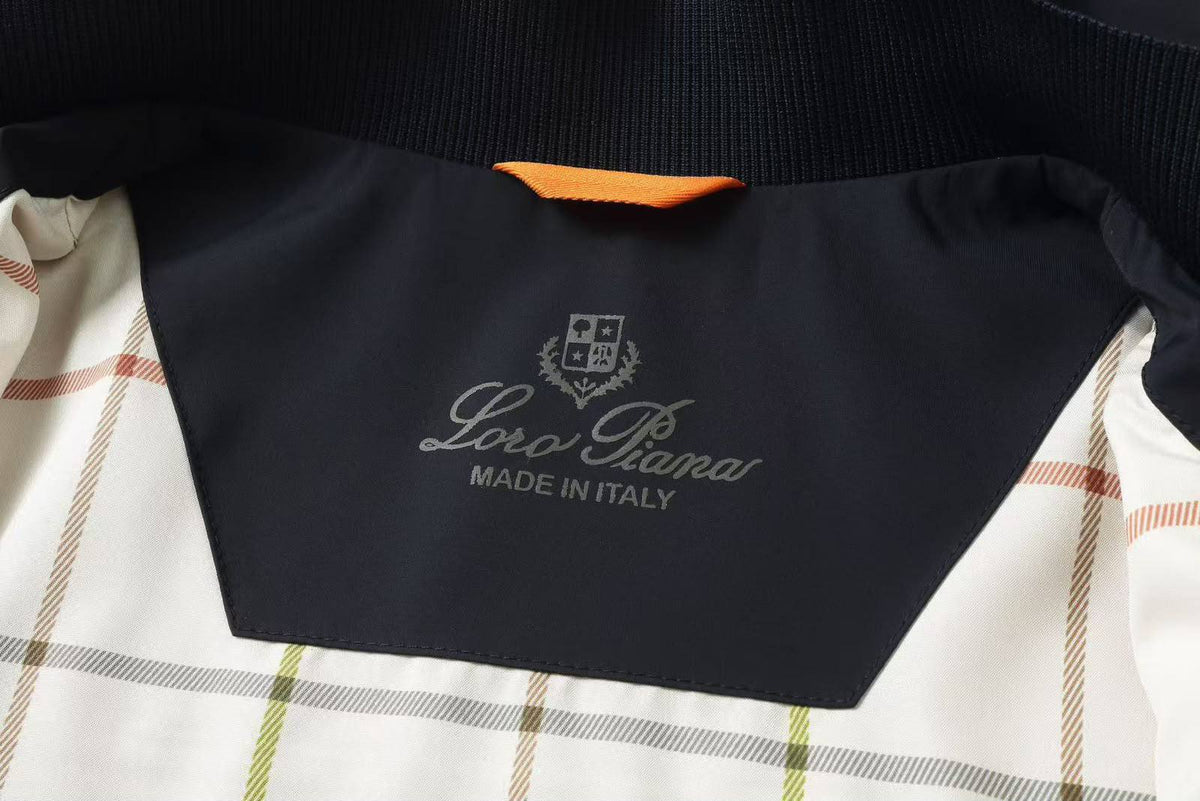 LORO PIANA

Men’s Jacket 

Master Quality 

SMLXLXXL

750 dhs🇦🇪🇦🇪🇦🇪

Zain276
♥️♥️♥️
