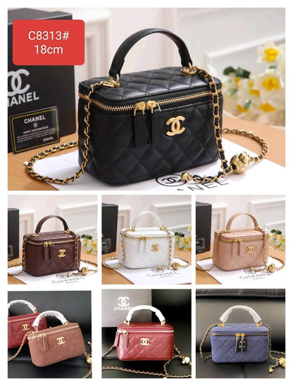 Chanel
100 dhs✅
with box
size 18cm

Zain26
♥️♥️♥️