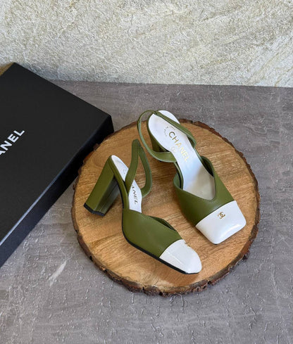 CHANEL 💫😍
SuperMaster Quality 💯
450 dhs✅
Size: 36-41 💥

Zain171
♥️♥️♥️