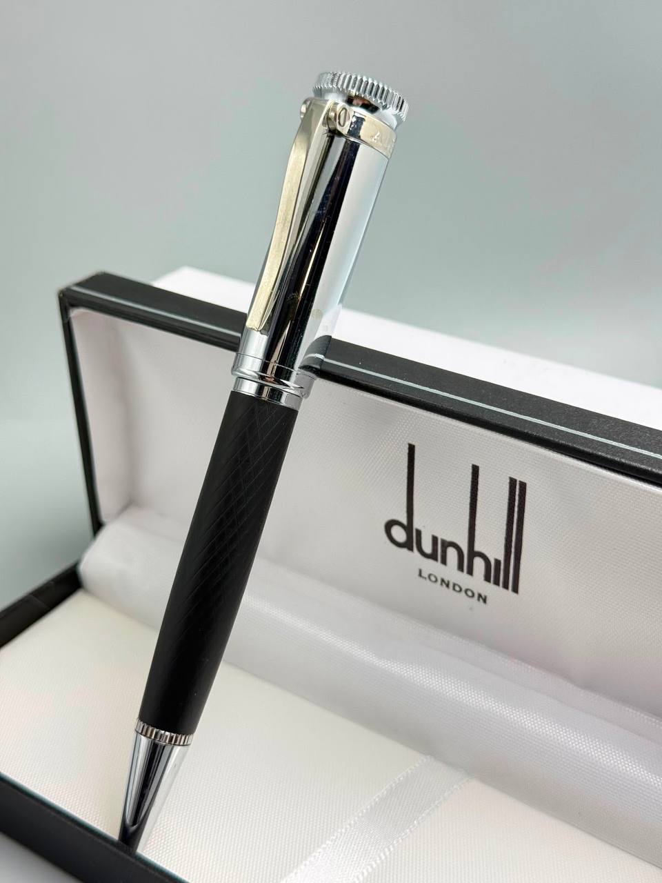 Pen
55 dhs🇦🇪🇦🇪

Zain182
♥️♥️♥️