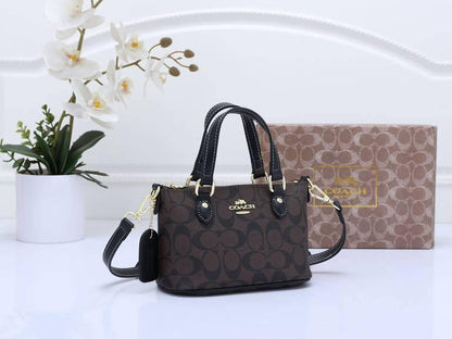 Coach

With box 
🎁🎁🎁

85 dhs🪙💕

Zain50
♥️♥️♥️