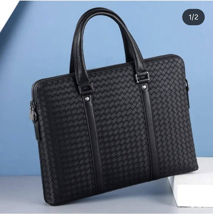 Laptop Bags
100 dhs🪙🌨️

Zain143
Zain190
♥️♥️♥️