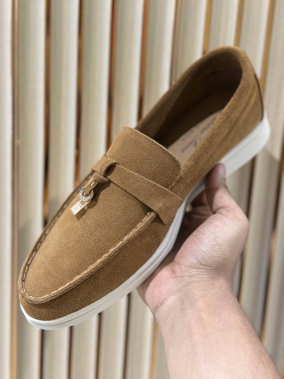 Loro Piana
Size:36 to 42
130 dhs✅

Zain241
♥️♥️♥️