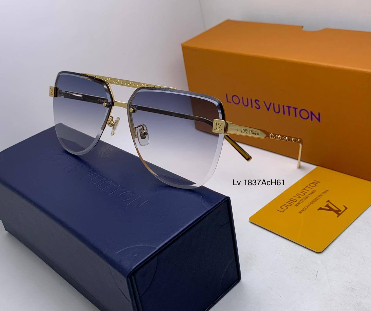 LV
Super master 
180 dhs🪙🖤

Zain126
♥️♥️♥️