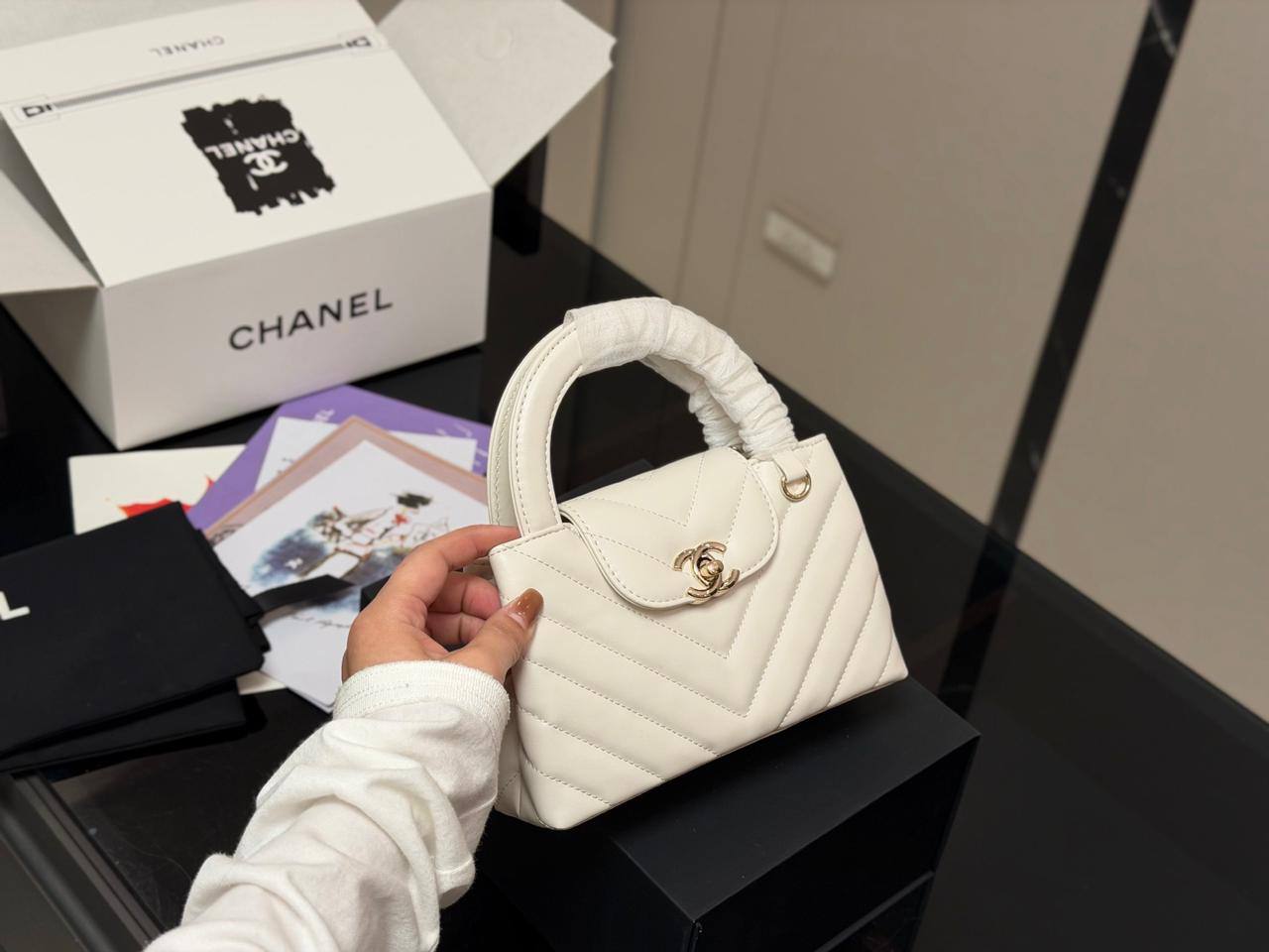 LV
Master🌺🌺
220 dhs💓

Zain141
♥️♥️♥️
