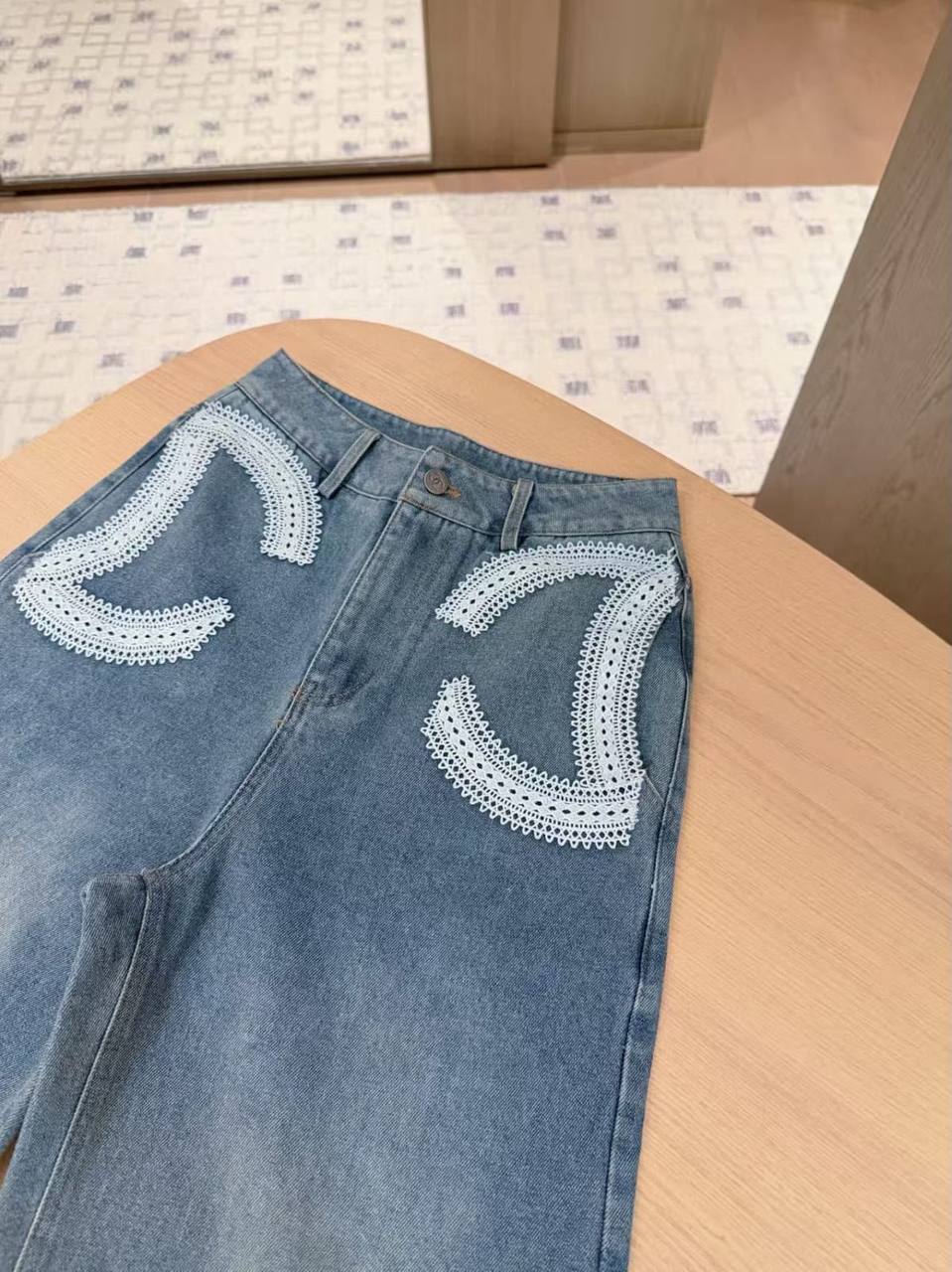 *New collections*                                                
CAHNEL
*Super Master quality*
*Sizes: S M L* 
350 dhs🇦🇪🇦🇪

Zain308
♥️♥️♥️