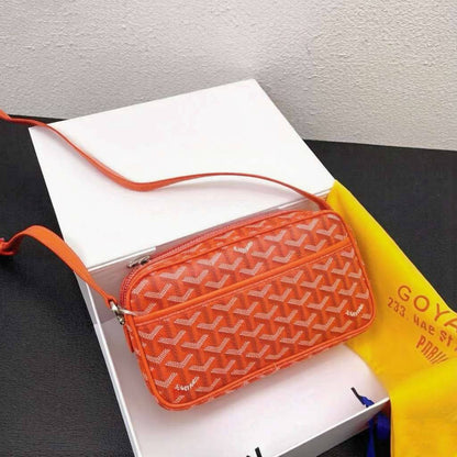 GOYARD 
SLING BAG 
UNISEX HIGH QUALITY 
WITH BOX 
100 dhs✅

Zain39
♥️♥️♥️