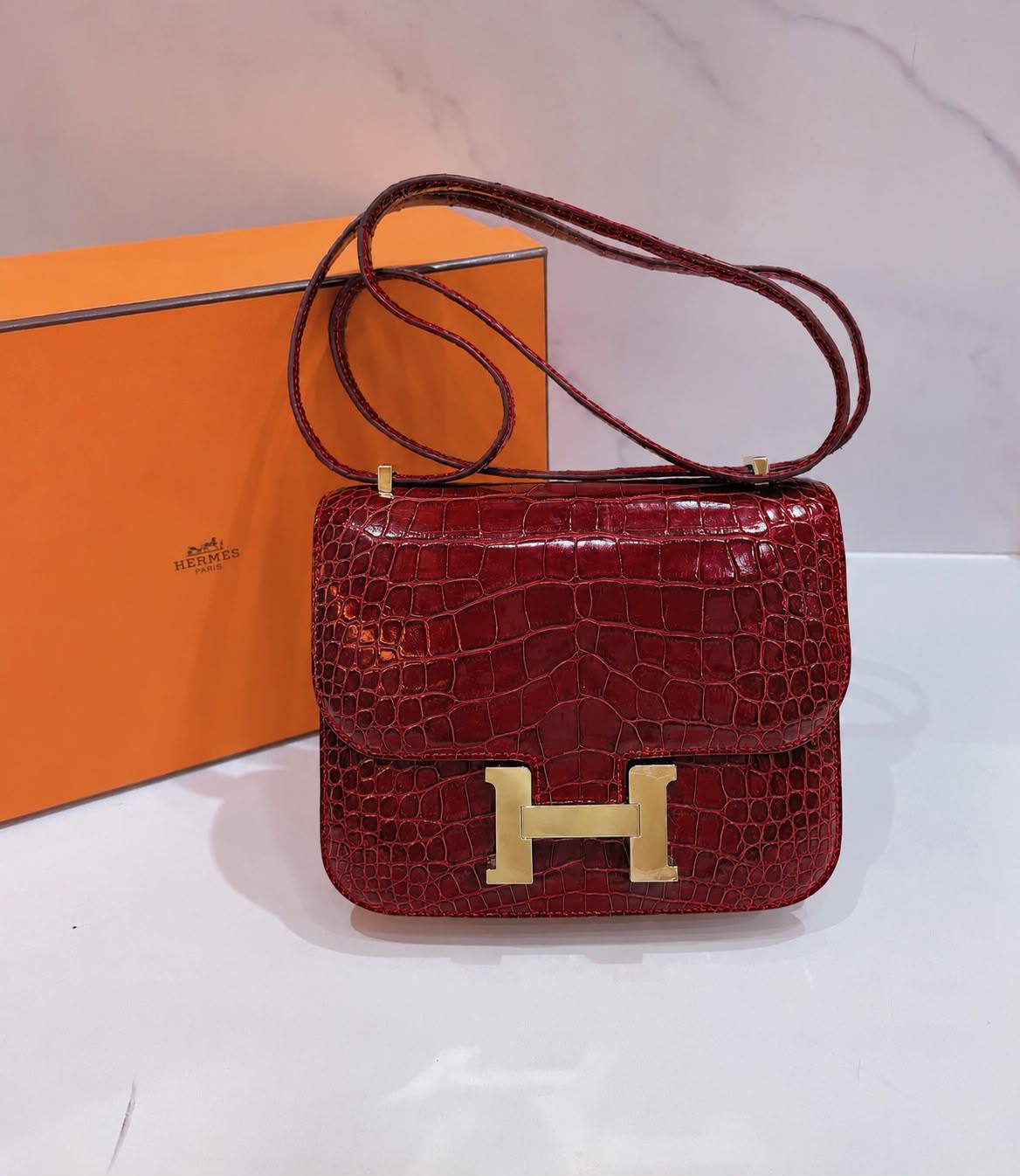 HERMES 

NEW CAME 
GOOD QUALITY 

WITH BOX 
110 dhs🇦🇪🇦🇪

Zain295
Zain39
♥️♥️♥️