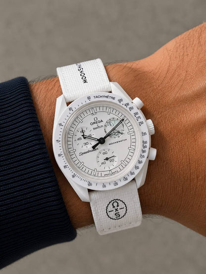 Swatch new  good quality with box and paper bag 
90 dhs✅

Zain59
♥️♥️♥️
