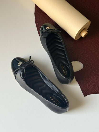 Chanel
Super Master
Size 36 to 41
410 dhs✅

Zain288
♥️♥️♥️