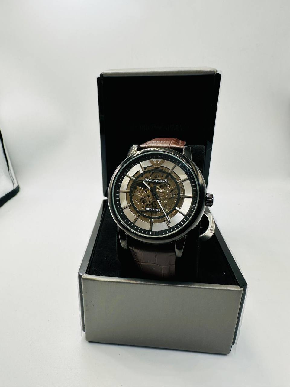 ARMANI MEN
*Automatic 
110 dhs🌺

Zain08
♥️♥️♥️