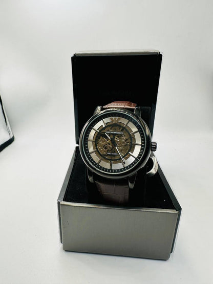 ARMANI MEN
*Automatic 
110 dhs🌺

Zain08
♥️♥️♥️