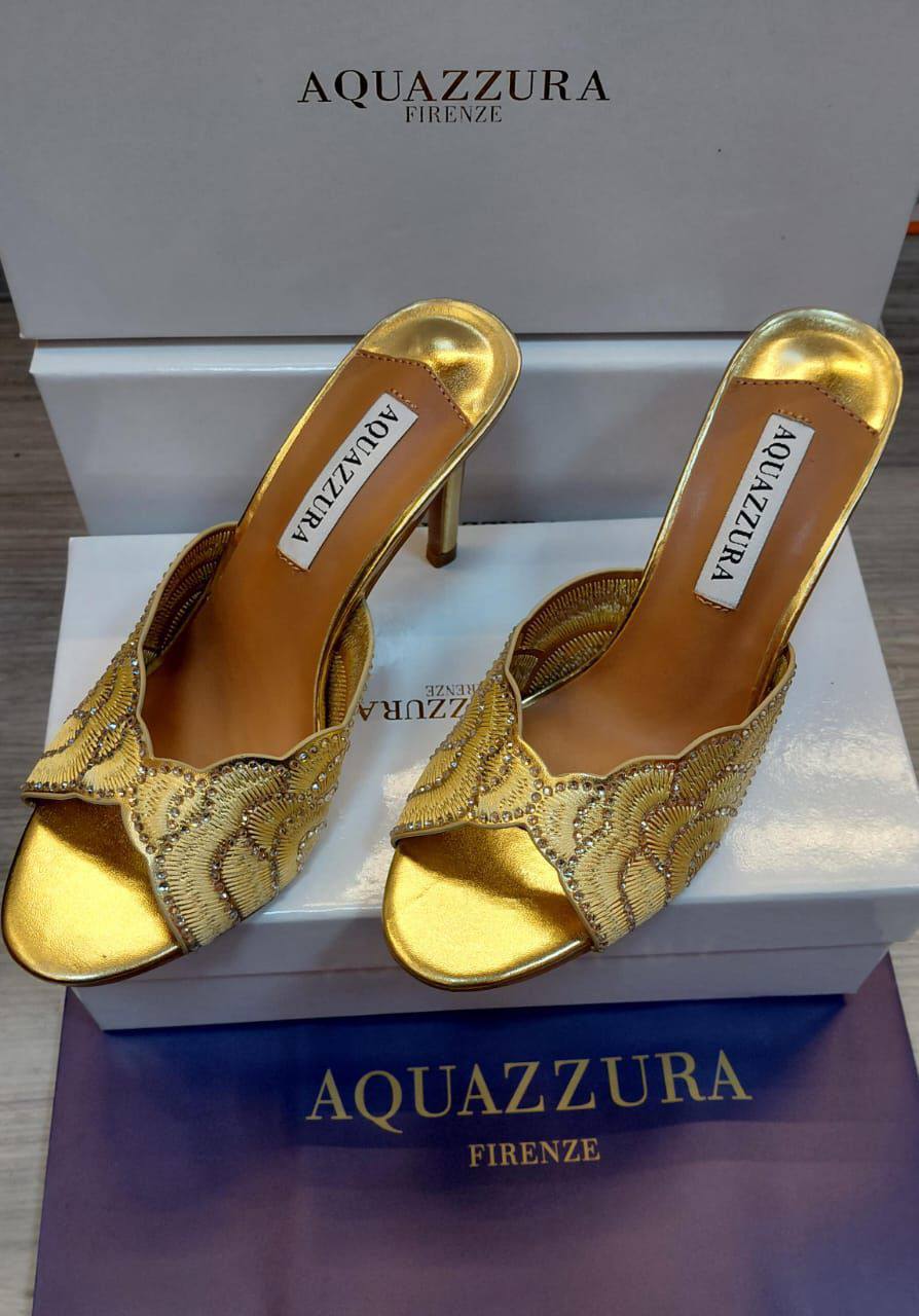 Aquazzura 
Size 36 To 41
120 dhs✅

Zain16
♥️♥️♥️