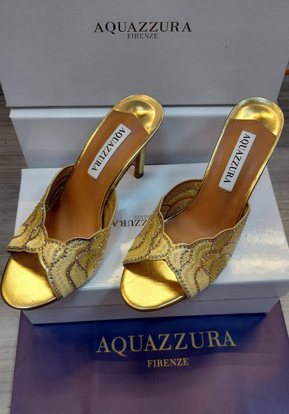 Aquazzura 
Size 36 To 41
120 dhs✅

Zain16
♥️♥️♥️
