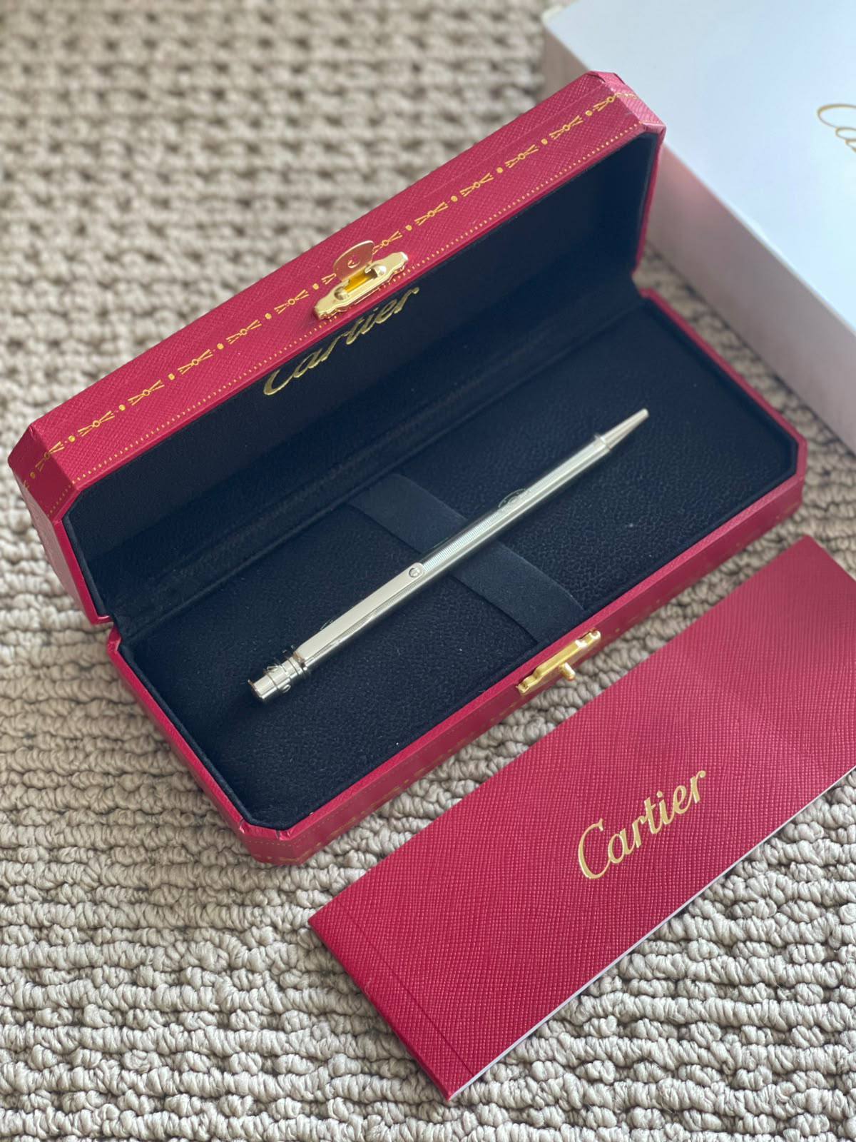 Cartier
Pen
New Collection

Master Quality
200 dhs🇦🇪

Zain179
♥️♥️♥️