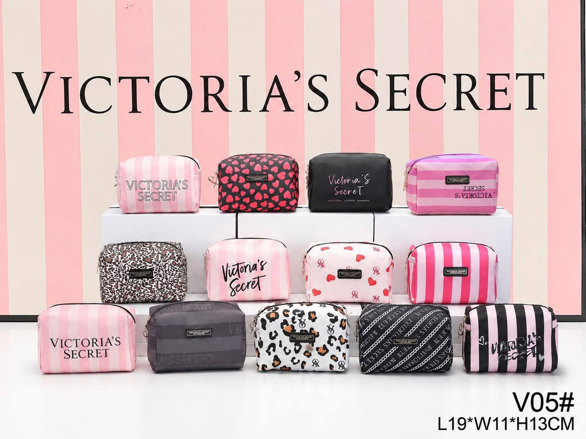 Victoria's Secret 

make up 
pouch 
new came 
good quality 

30 dhs🇦🇪🇦🇪

Zain295
♥️♥️♥️